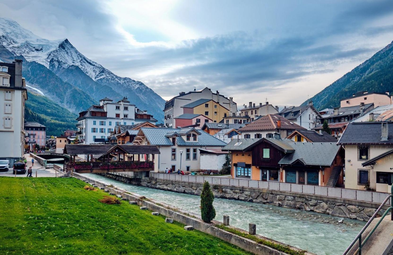 Apartment Maisonnee - A Charming Chamonix Haven מראה חיצוני תמונה