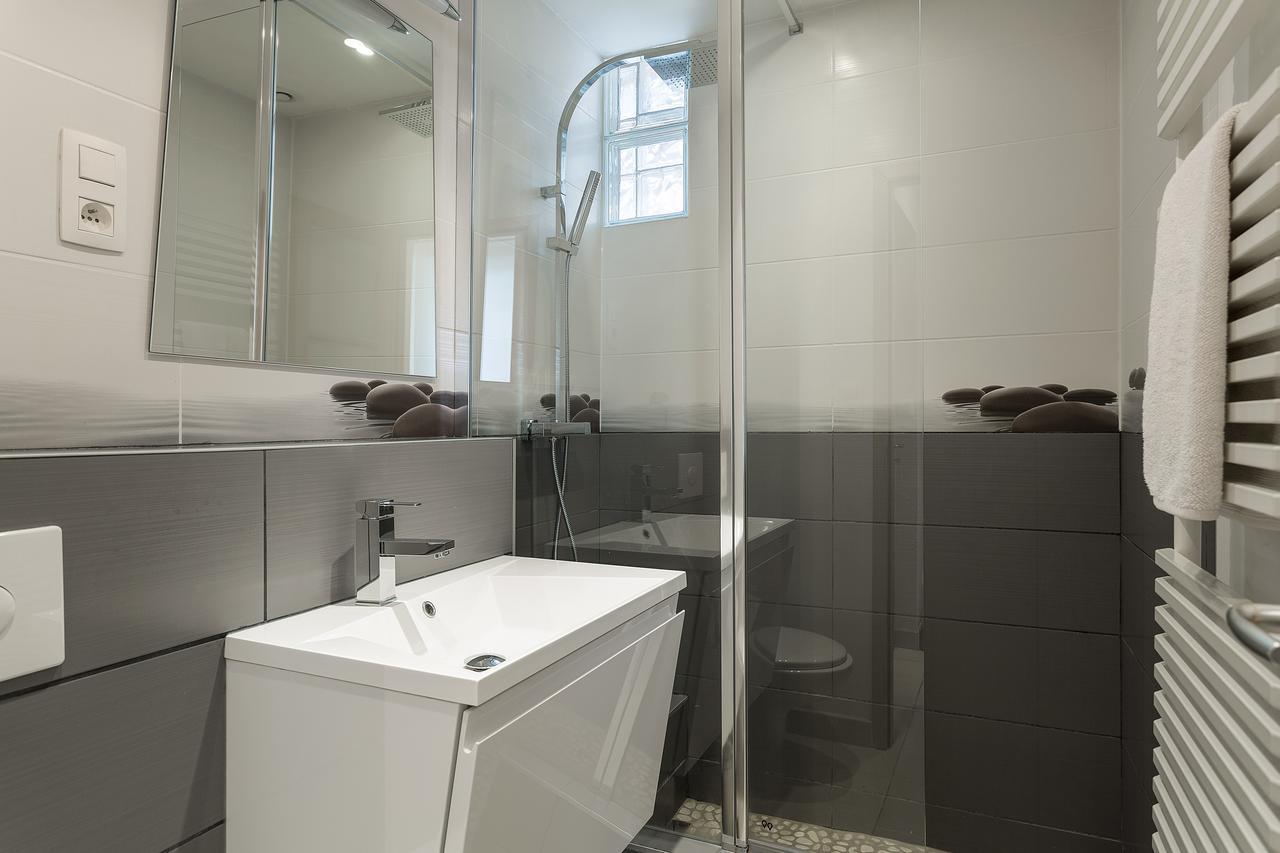 Apartment Maisonnee - A Charming Chamonix Haven מראה חיצוני תמונה