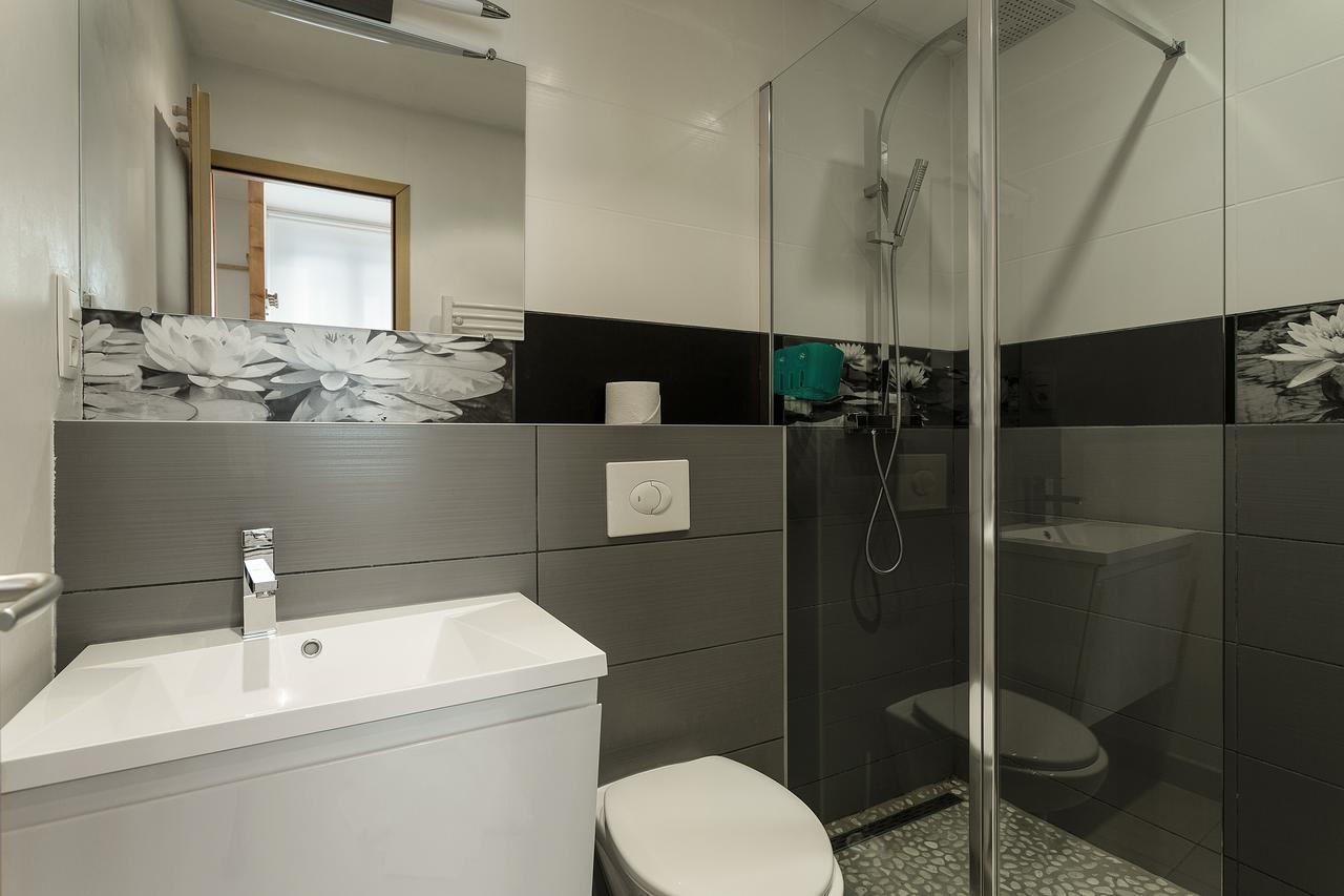 Apartment Maisonnee - A Charming Chamonix Haven מראה חיצוני תמונה